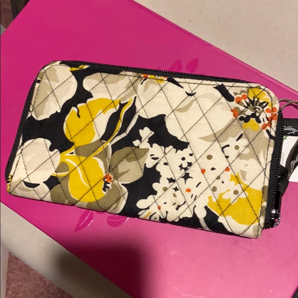 Vera Bradley wallet